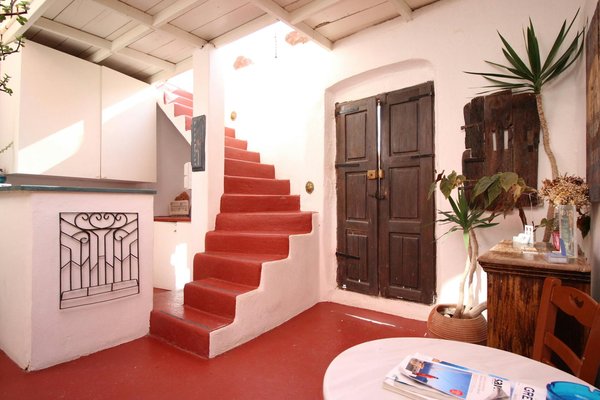 Welche Rolle spielt die lokale KÃ¼che im nachhaltigen Tourismus?